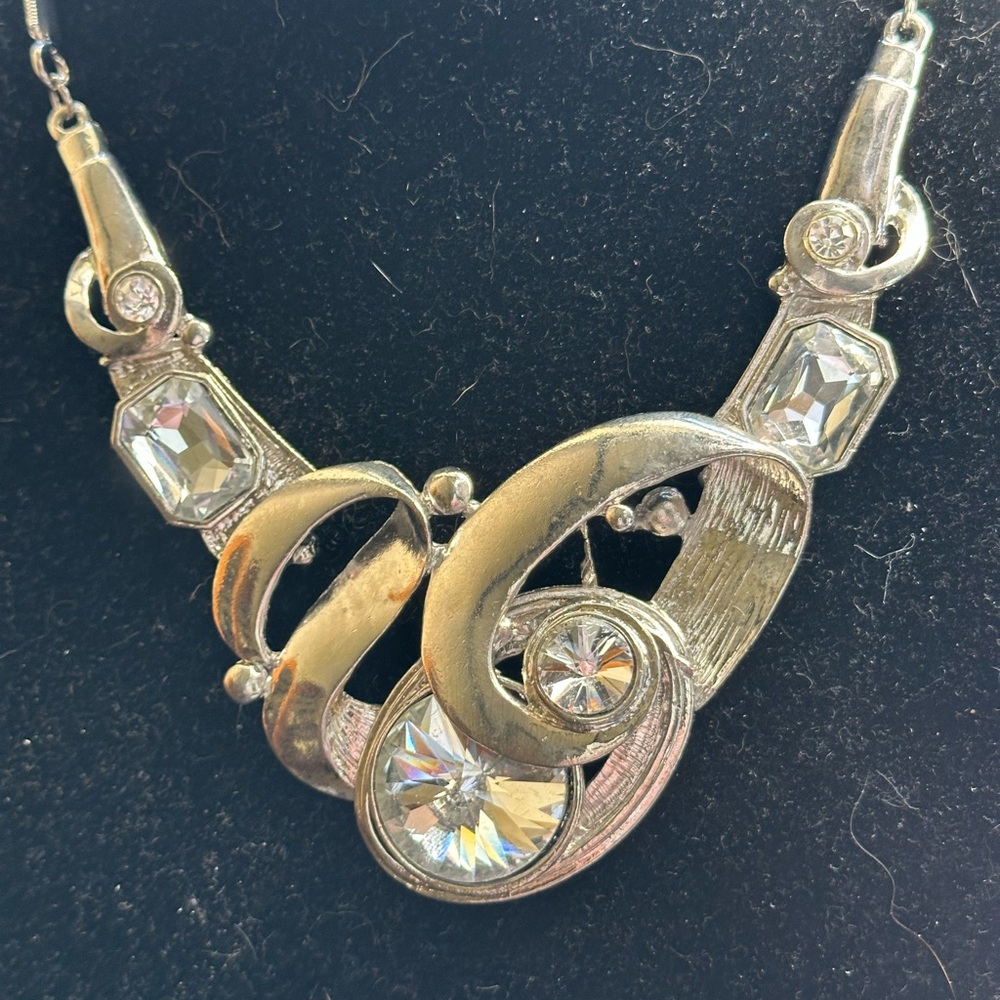 Art Deco Silver Necklace with Sparkling Crystals